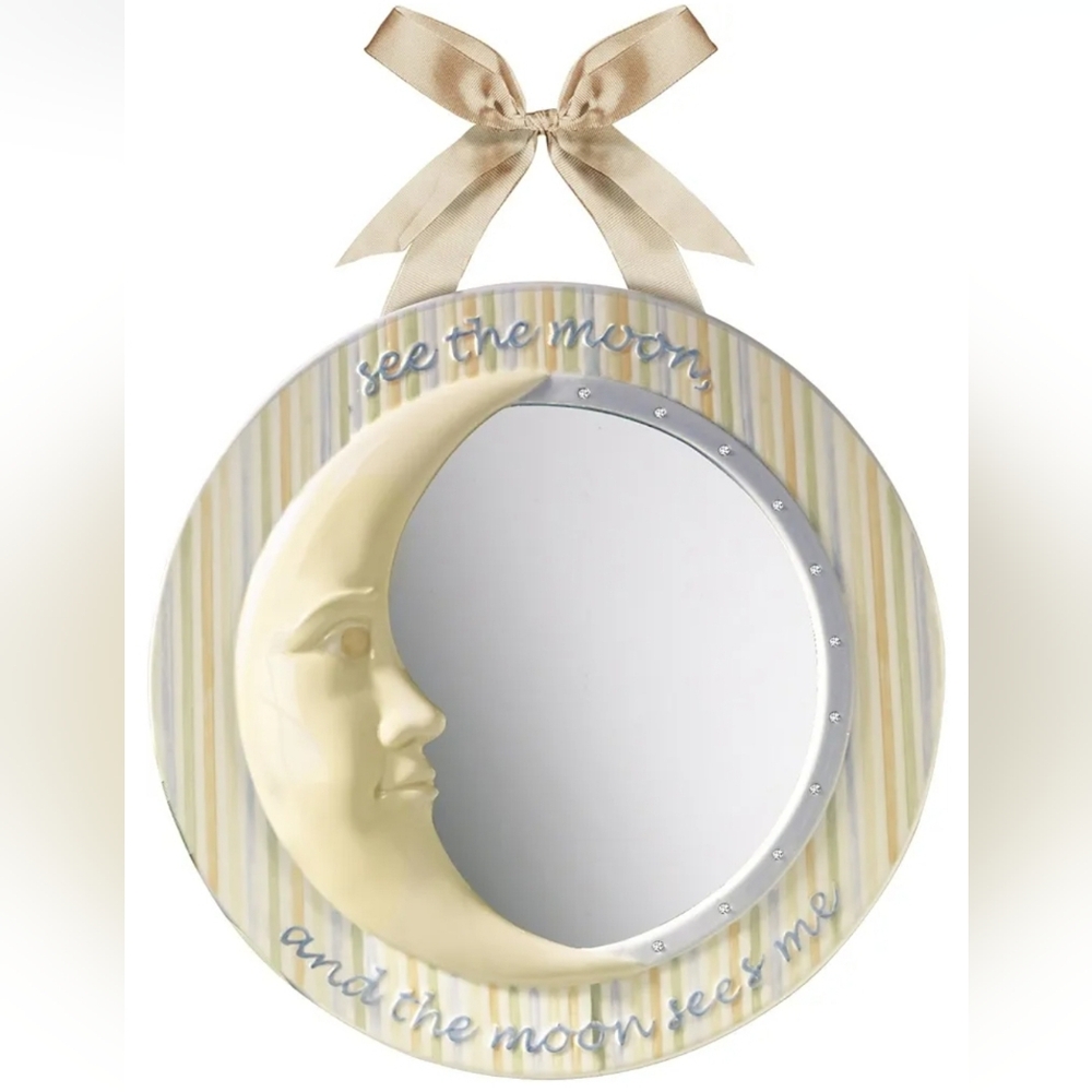 Grasslands Road Baby Mirror “I‎ See the Moon”
